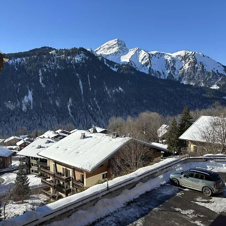 Yeti 6 N° 8 : Renove Au Petit Apartment Chatel